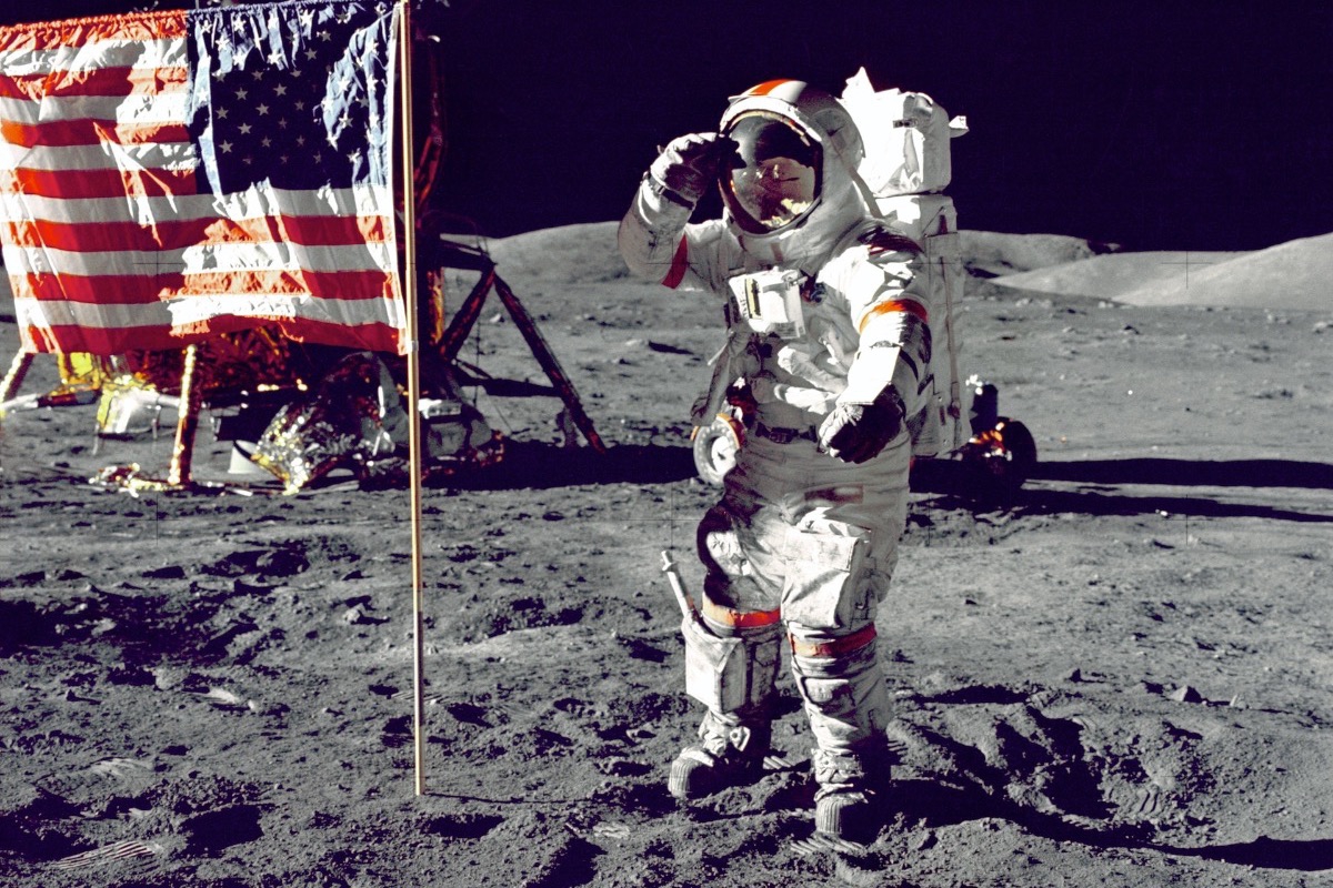 Γιατί οι αστροναύτες άφησαν τις ακαθαρσίες τους στη σελήνη;