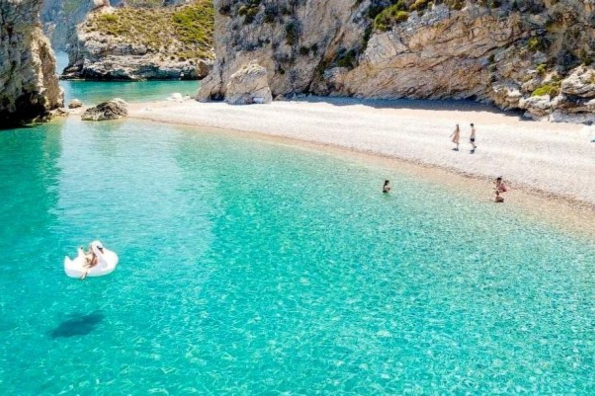 Οι Γάλλοι ψήφισαν: Αυτό είναι το ωραιότερο νησί της Ελλάδας
