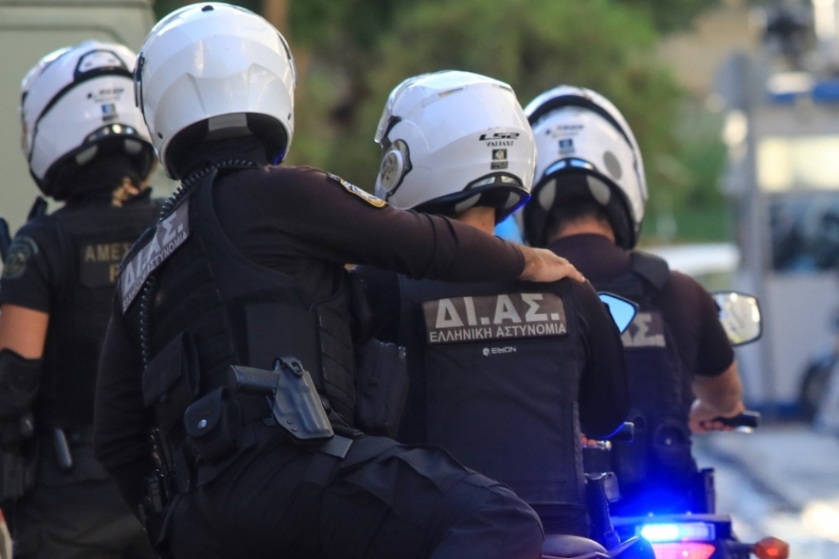 «Με μαφιόζικο τρόπο» η μητέρα άρπαξε τα τέσσερα παιδιά από χώρο παιδικής προστασίας στο Ίλιον