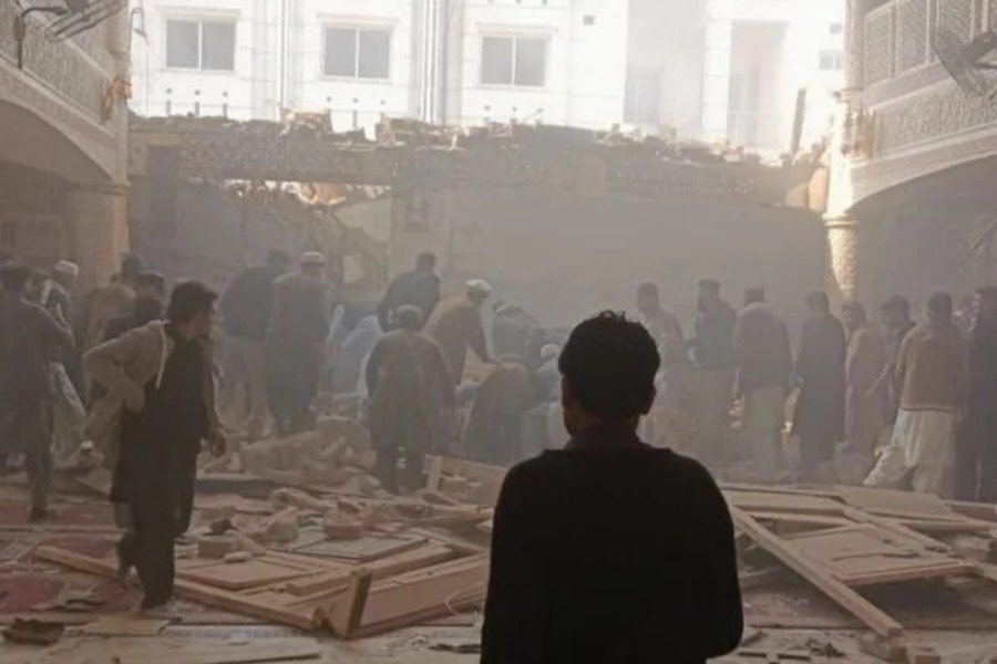 Έκρηξη σε τζαμί στο Πακιστάν: Τουλάχιστον 28 νεκροί και 150 τραυματίες - H έκρηξη ήταν πιθανόν αποτέλεσμα επίθεσης αυτοκτονίας