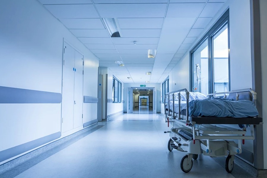 Ασθενής τα έκανε άνω ‑ κάτω στο νοσοκομείο Παπαγεωργίου: Έβριζε γιατρούς και νοσηλευτές, επιτέθηκε σε σεκιούριτι