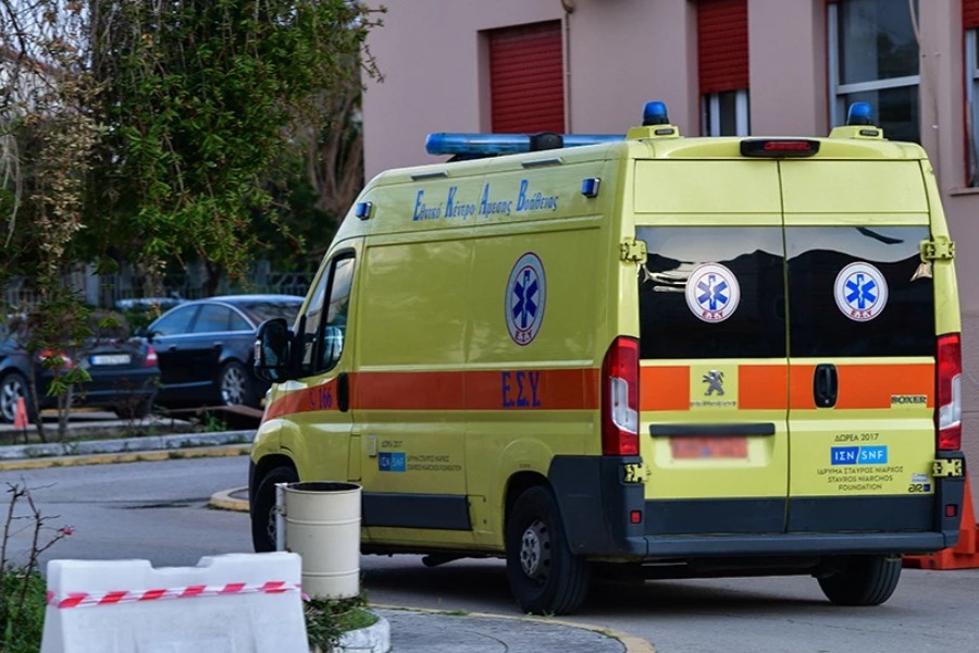 Ασύλληπτη τραγωδία στην Αρτα: Πατέρας ξέχασε το 5,5 μηνών μωρό του στο αυτοκίνητο και πέθανε