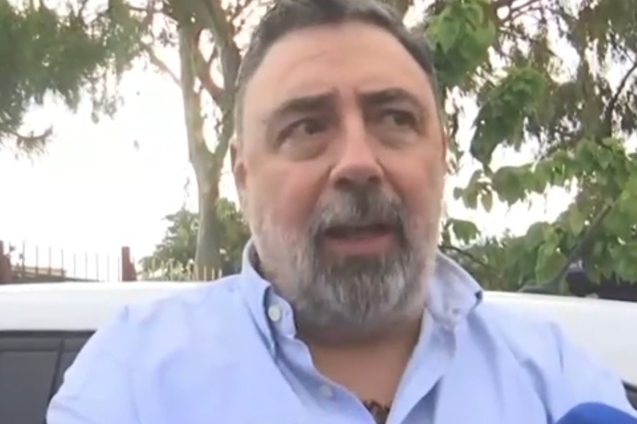 «Συγκινητική ωριμότητα έδειξε το παιδί» λέει ο πατέρας του 5χρονου που άφησαν 6 ώρες στο σχολικό