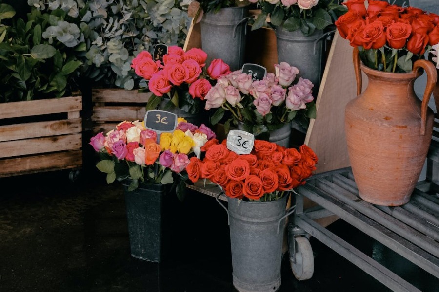 Αγιος Βαλεντίνος: Η ακρίβεια «χτυπάει» και τους ερωτευμένους