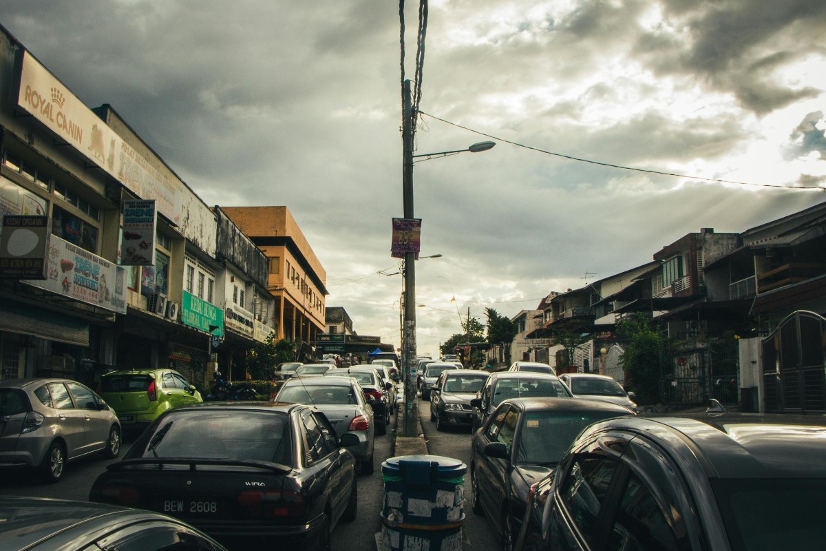 Δείτε τι προκαλεί το μποτιλιάρισμα στον οργανισμό μας