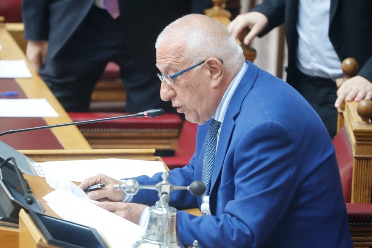 Βουλή: Αποχαιρέτησε το προεδρείο ο Κακλαμάνης