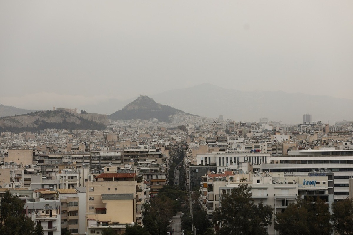 Καιρός: Η αφρικανική σκόνη θα καλύψει σήμερα και αύριο την Ελλάδα - Δείτε χάρτες