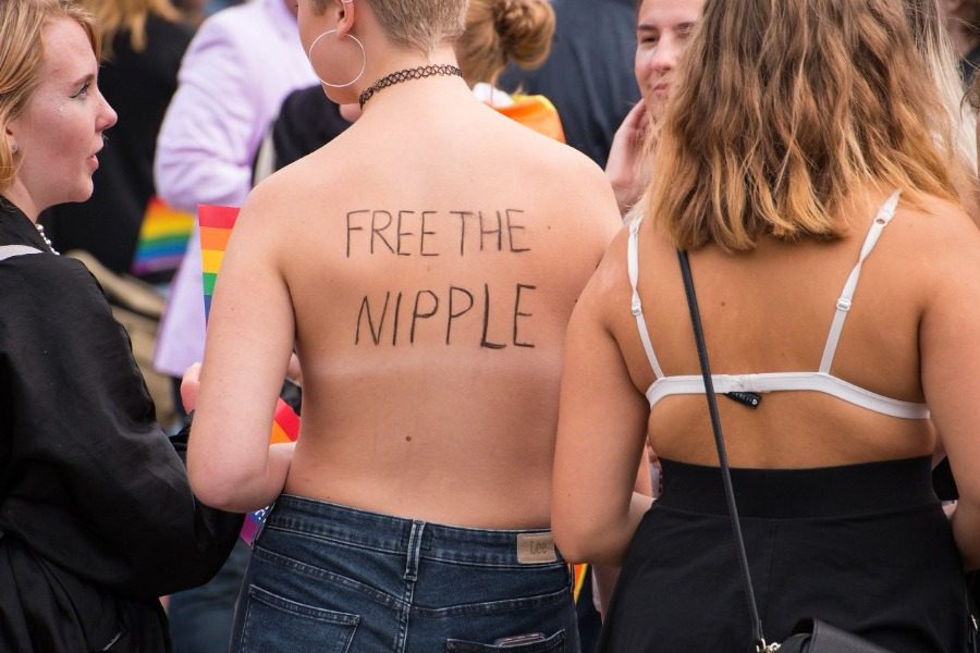 Free The Nipple: Πως δημιουργήθηκε το κίνημα που ζητάει ελευθερία έκφρασης