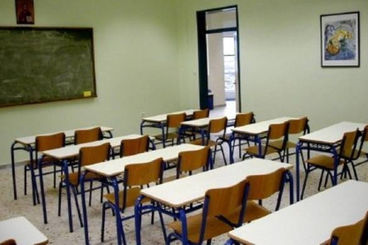 Επανανέρχεται η 5ημερη αποβολή στα σχολεία - Τι αλλάζει με τις απουσίες των μαθητών