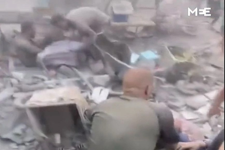 Πόλεμος στο Ισραήλ: Συγκλονιστικό βίντεο από το βομβαρδισμό σχολείου του ΟΗΕ στη Λωρίδα της Γάζας