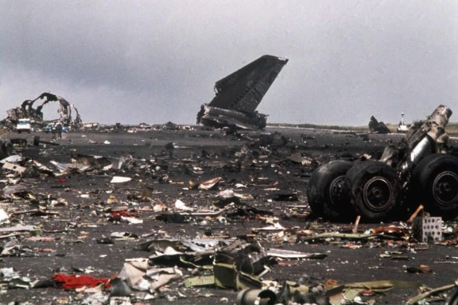 Σαν σήμερα: Το πιο πολύνεκρο αεροπορικό δυστύχημα στην ιστορία της ανθρωπότητας