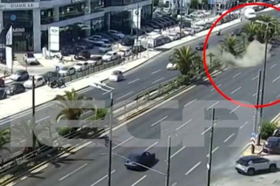 Λεωφόρος Συγγρού: Βίντεο ντοκουμέντο από τροχαίο