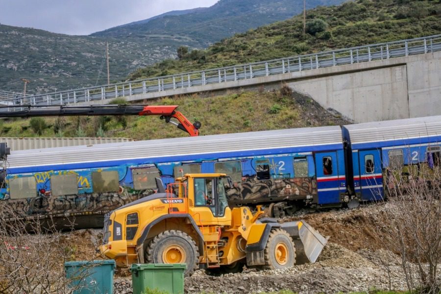 Τέμπη: 90χρονος ζητά 2.000 ευρώ επειδή «πατήθηκε» το χωράφι του κατά την επιχείρηση έρευνας και διάσωσης
