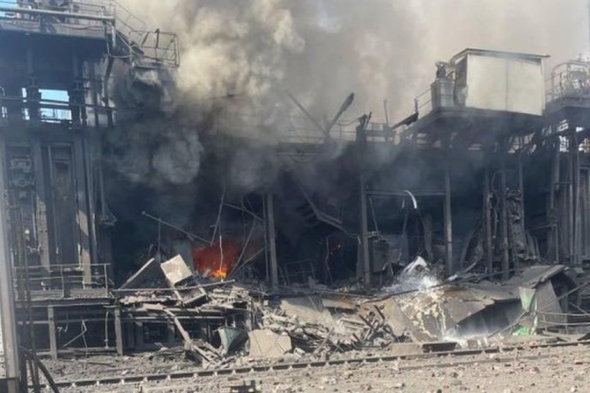 Σφοδρή έκρηξη σε εργοστάσιο της US Steel ‑ Ανθρωποι εγκλωβισμένοι κάτω από τα ερείπια ‑ Βίντεο