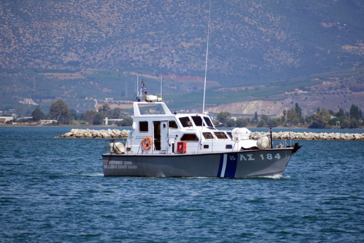 Κρήτη: 30χρονη έπεσε στην θάλασσα από κρουαζιερόπλοιο - Αναστάτωση στο λιμάνι της Σούδας - Αμεση ήταν η επέμβαση του Λιμενικού