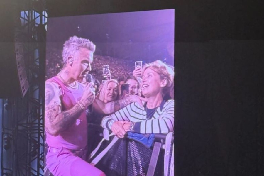 Καλλιμάρμαρο: O Robbie Williams και η... Θεσσαλονικιά που ζήτησε παραγγελία