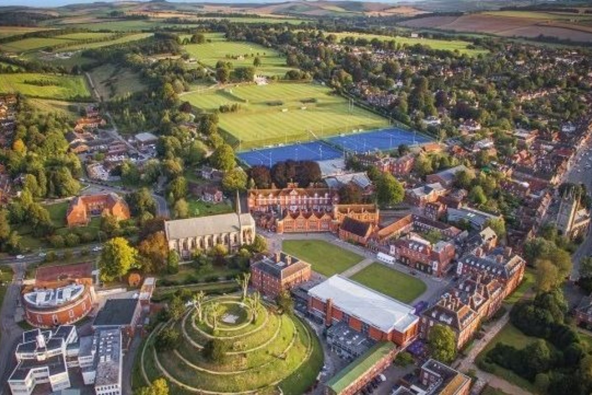 Βρετανία: Καθηγητής του Marlborough College αυτοκτόνησε μετά την απόλυσή του για απρεπή συμπεριφορά