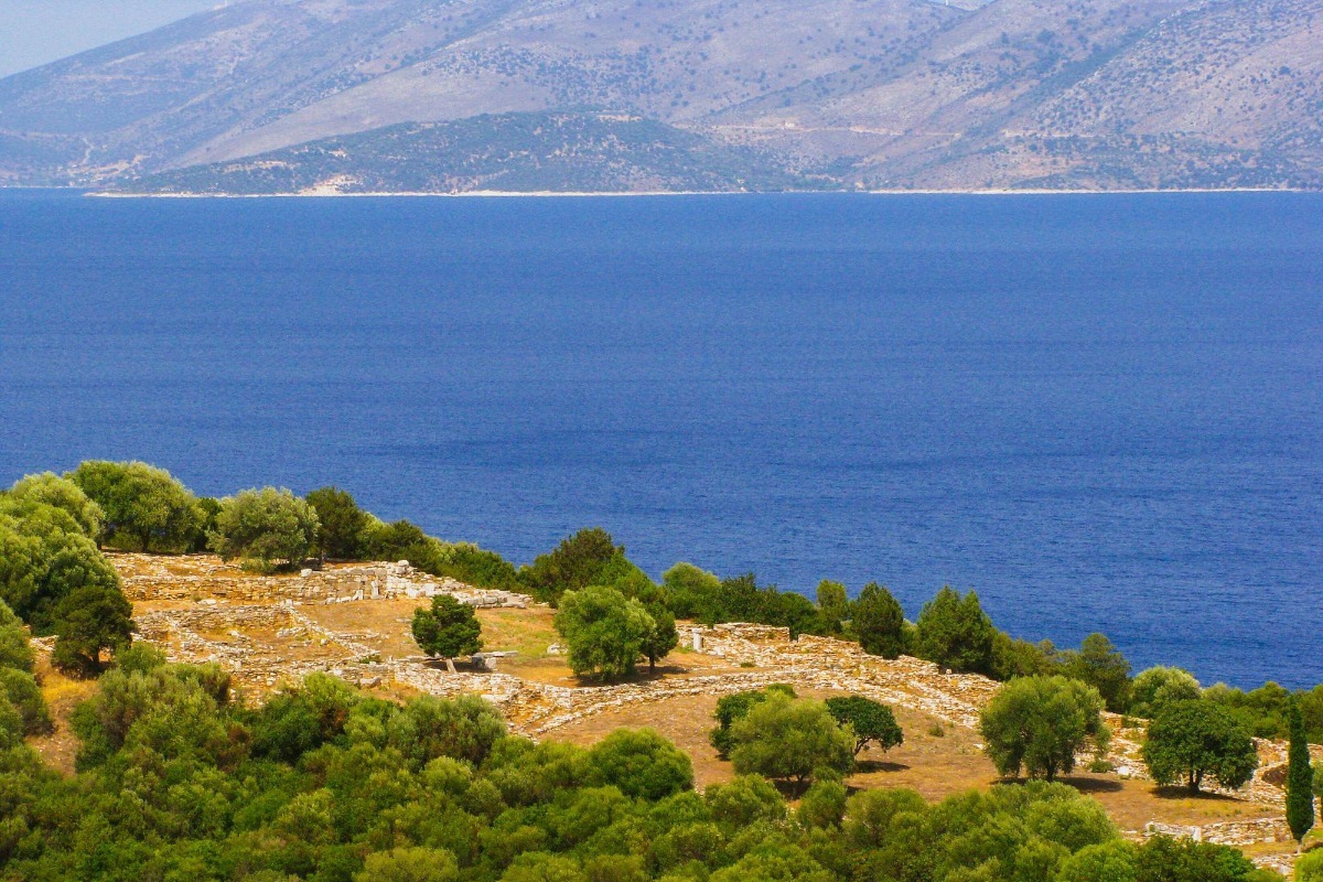 Road trip στην Πελοπόννησο: στάσεις, χωριά και μυστικά τοπία που αξίζει να επισκεφτείς