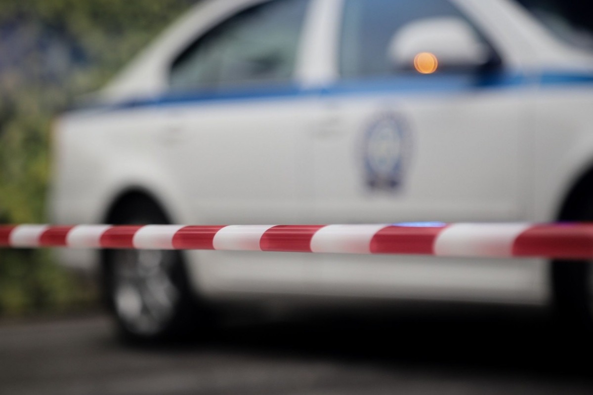 Τρίκαλα: «Ήθελα πάντα να τη σκοτώσω, δεν με πρόσεχε και είχε σχέσεις» - Τι ισχυρίστηκε στην αστυνομία ο 18χρονος που έπνιξε τη μητέρα του στα Τρίκαλα
