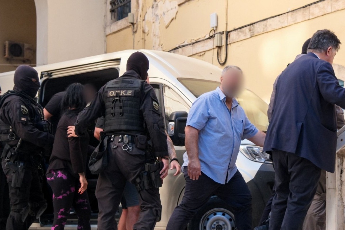 Μαφία Κρήτης: «Δεν εκβιάσαμε και δεν απειλήσαμε κανέναν», λέει ο φερόμενος ως «αρχηγός» - Οι δυο τους κατηγορούνται για συμμετοχή σε δεύτερη εγκληματική οργάνωση - Τι ισχυρίζεται ο φερόμενος ως «αρχηγός»