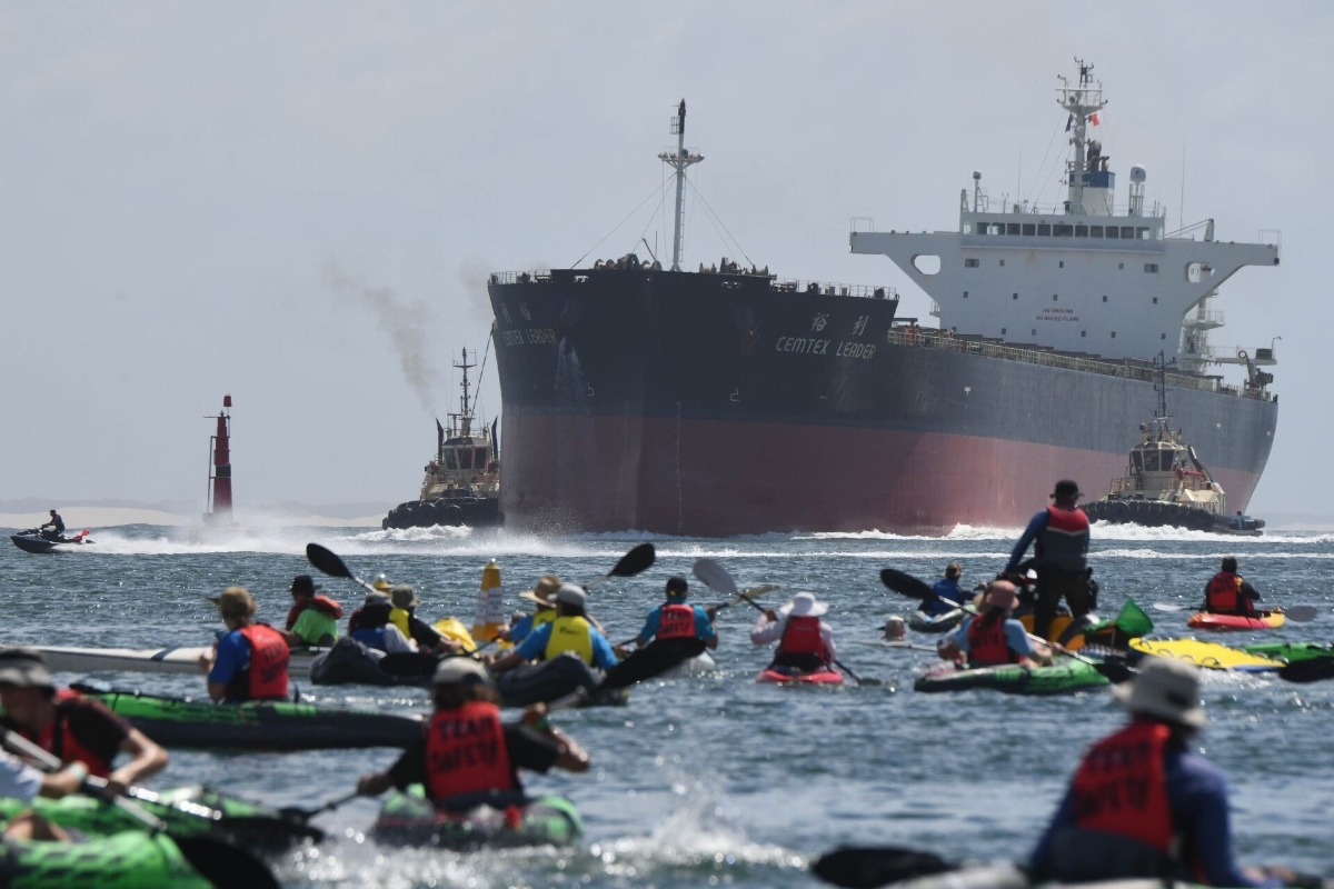 Αυστραλία: Ακτιβιστές παραλύουν το μεγαλύτερο λιμάνι άνθρακα στον κόσμο