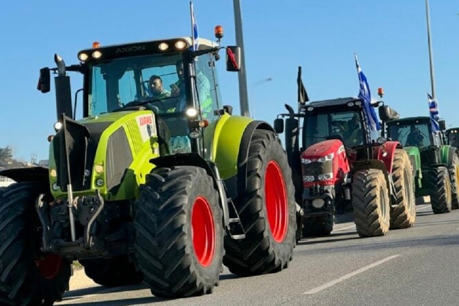 Αγρότες: Βάζουν πλώρη για το λιμάνι του Βόλου ‑ «Αν θέλει, ας έρθει ο εισαγγελέας να μας συλλάβει»