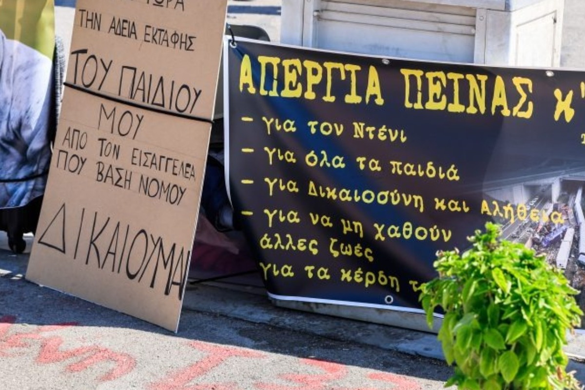 Τέμπη: Για 14η ημέρα συνεχίζει την απεργία πείνας ο Πάνος Ρούτσι – Συγκεντρώσεις αλληλεγγύης σε πολλές πόλεις