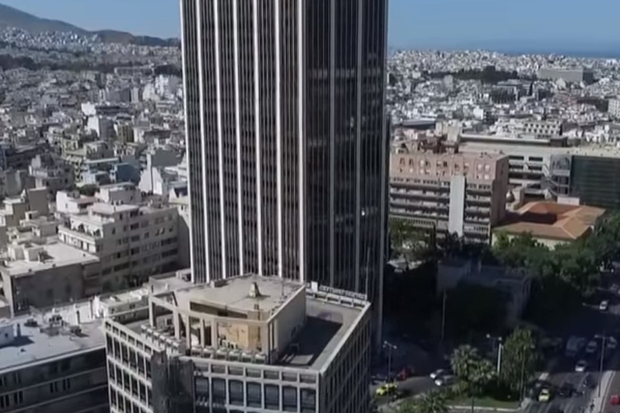 Λήξη συναγερμού: Φωτιά στον Πύργο Αθηνών
