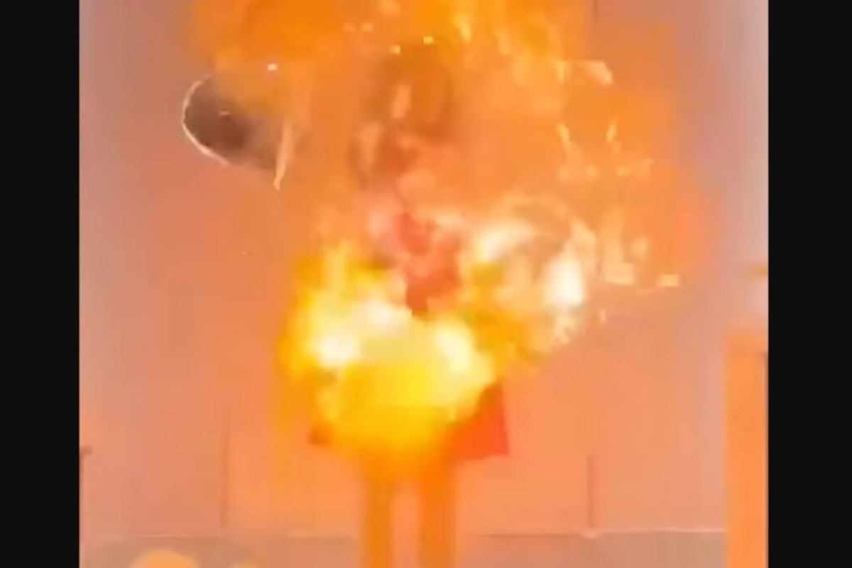 Βιετνάμ: Έσκασε στο πρόσωπό της μπαλόνι με υδρογόνο που ακούμπησε στα κεριά της τούρτας της - Τρομακτικό ατύχημα για 33χρονη στο Βιετνάμ