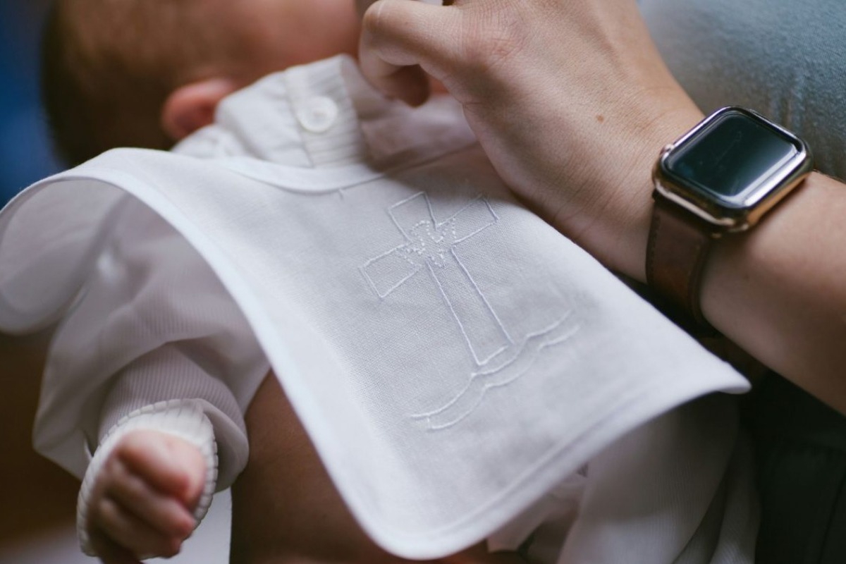 Πάτρα: Νονός κλέφτηκε με τη μητέρα του παιδιού ‑ Πού τους ψάχνουν