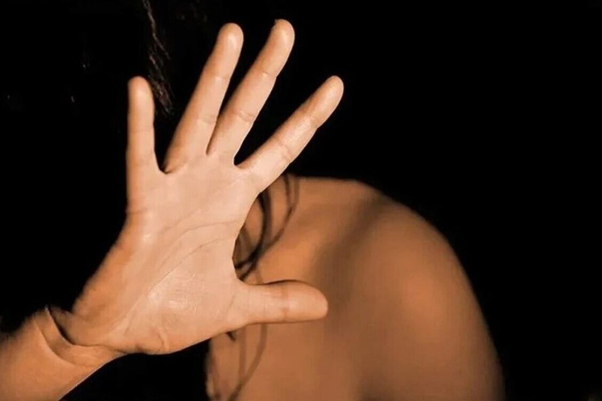 Τρόμος σε club στο κέντρο της Αθήνας: 19χρονη καταγγέλλει απόπειρα βιασμού - Σοκάρει η κατάθεσή της - Αδιανόητα τα όσα καταγγέλλει η νεαρή με χυδαίο υβρεολόγιο από μια παρέα ανδρών