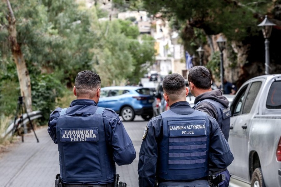 Ελεύθερος ο πατέρας Φραγκιαδάκης ‑ Απαγορεύεται να πάει στα Βορίζια