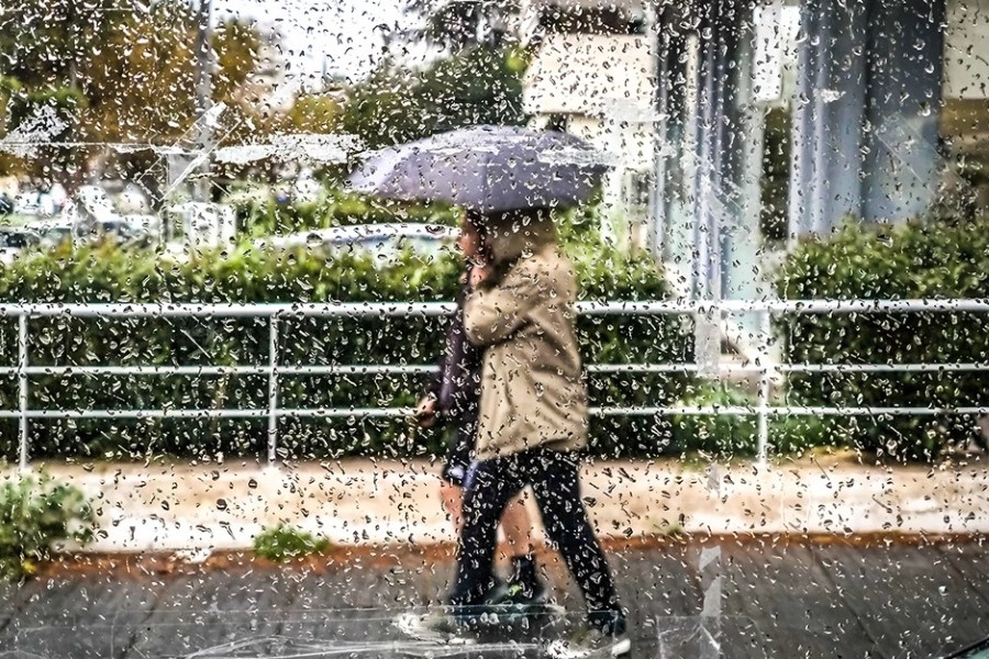 Έκτακτο δελτίο επιδείνωσης του καιρού από την ΕΜΥ: Πού χτυπά η διήμερη κακοκαιρία με ισχυρές βροχές και καταιγίδες;