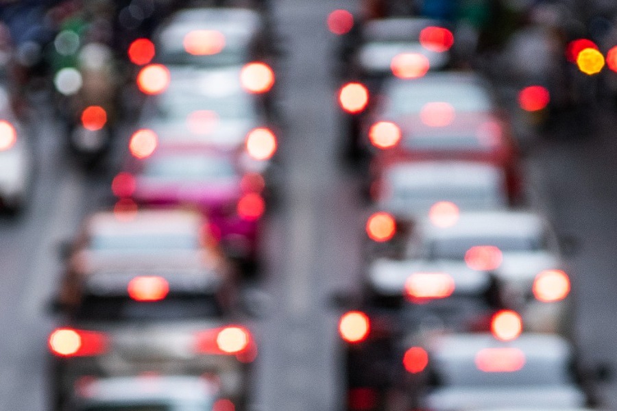 Κίνηση στους δρόμους: «Κόλαση» σε Κηφισό και Αττική Οδό - Καθυστερήσεις άνω των 30 λεπτών