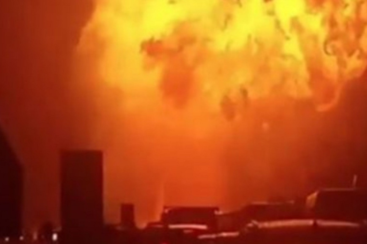 Ιταλία: Η στιγμή της έκρηξης βυτιοφόρου με υγροποιημένο αέριο - Σκηνές που θυμίζουν κινηματογραφική ταινία εκτυλίχθηκαν στον οδικό άξονα Μιλάνου-Νάπολης