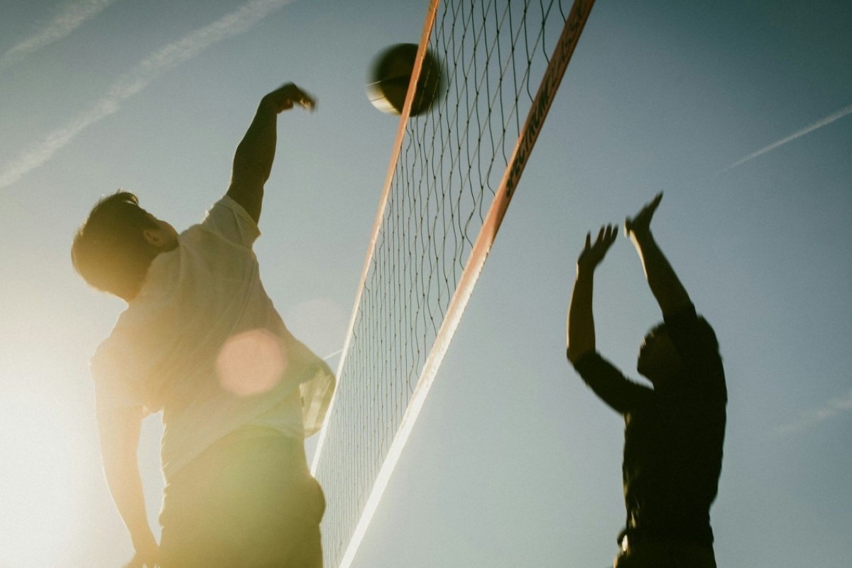 Θεσσαλονίκη: Ξυλοκόπησαν 13χρονο σε αγώνα βόλεϊ γιατί τους… ενοχλούσε το τύμπανο - «Χειροπέδες» σε έναν 52χρονο κι έναν 56χρονο για τη σκληρή επίθεση στον ανήλικο