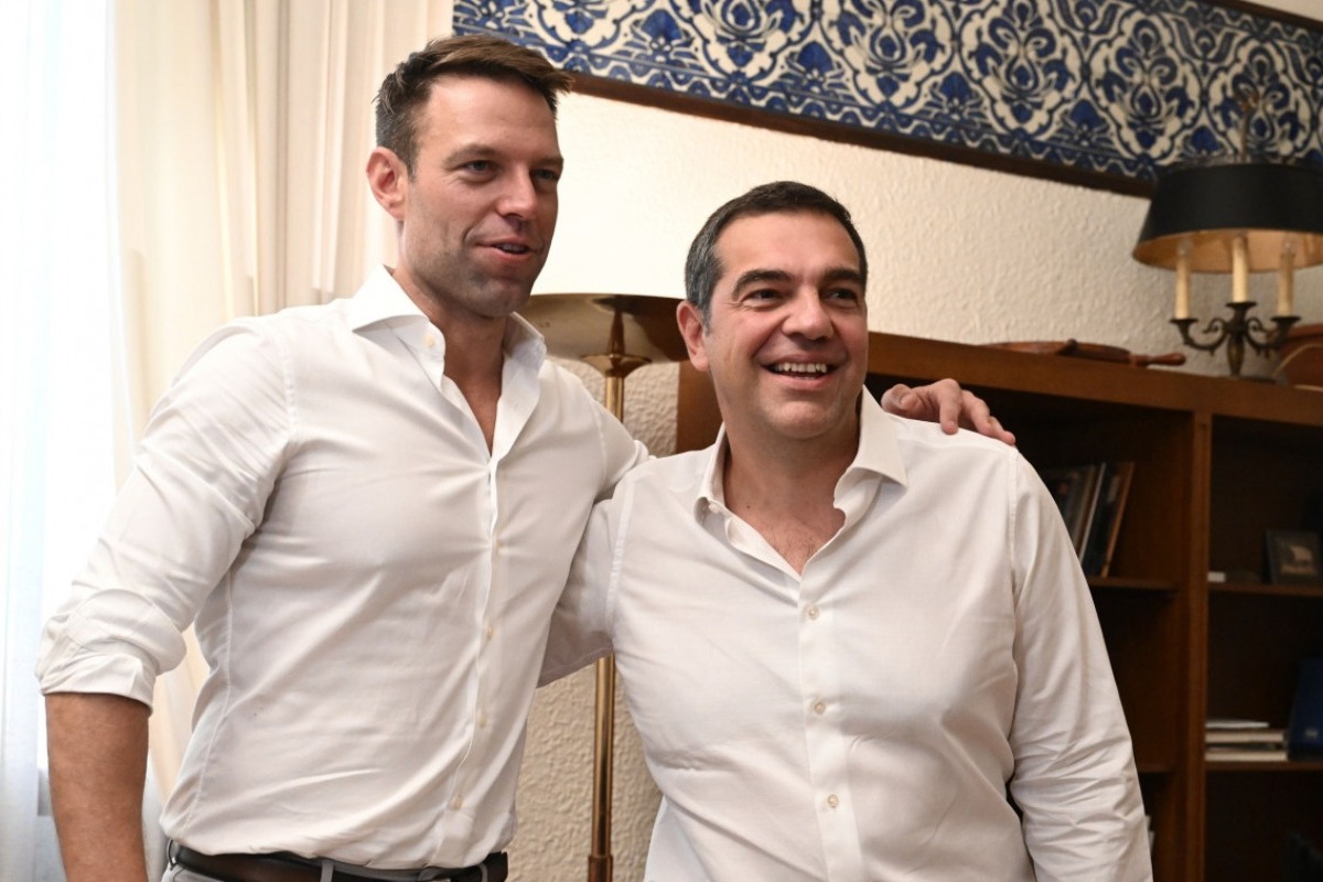 Κασσελάκης: «Κρεσέντο ομοφοβικού κουτσομπολιού» το βιβλίο Τσίπρα