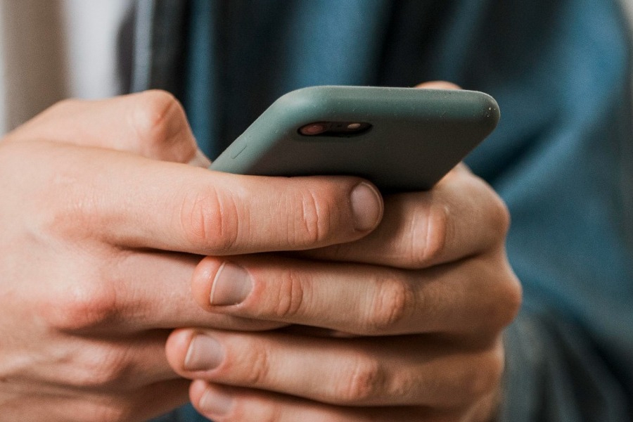 Υποχρεωτική από 1/12 η αποδοχή πληρωμής με IRIS από τις επιχειρήσεις στις λιανικές συναλλαγές