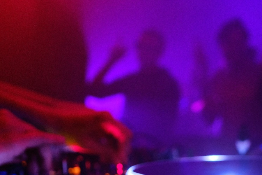 Πάτρα ‑ Καταγγελία για κλαμπ: Σέρβιραν αλκοόλ σε ανήλικους ‑ Ελλιπείς έλεγχοι