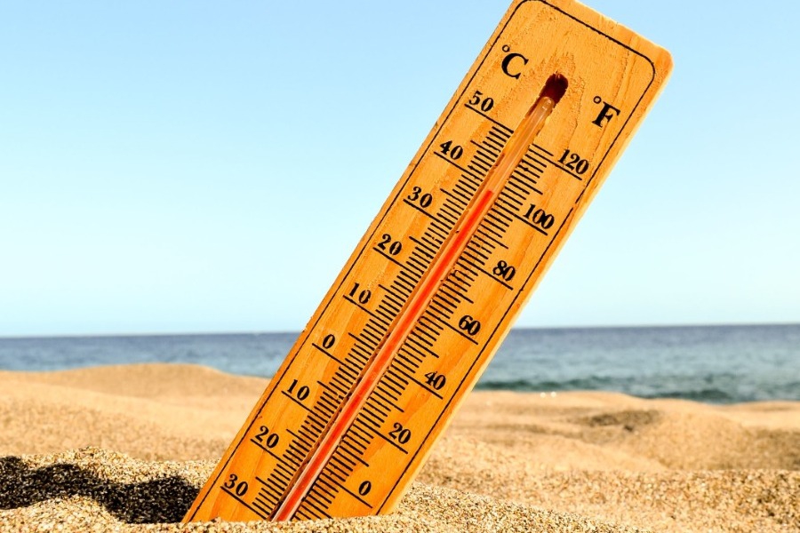 Καύσωνας έως την Τετάρτη σε όλη τη χώρα ‑ Τα έξι μέτρα, τι ισχύει για το delivery