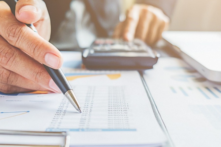 ΑΑΔΕ: Eφοριακοί ελέγχουν… εφοριακούς για περίεργες καταθέσεις, ακίνητα και προσαύξηση περιουσίας