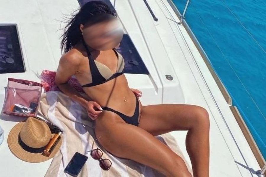 Ρόδος: Η κατάθεση‑ξέσπασμα της μητέρας της influencer με τη ροζ κοκαΐνη