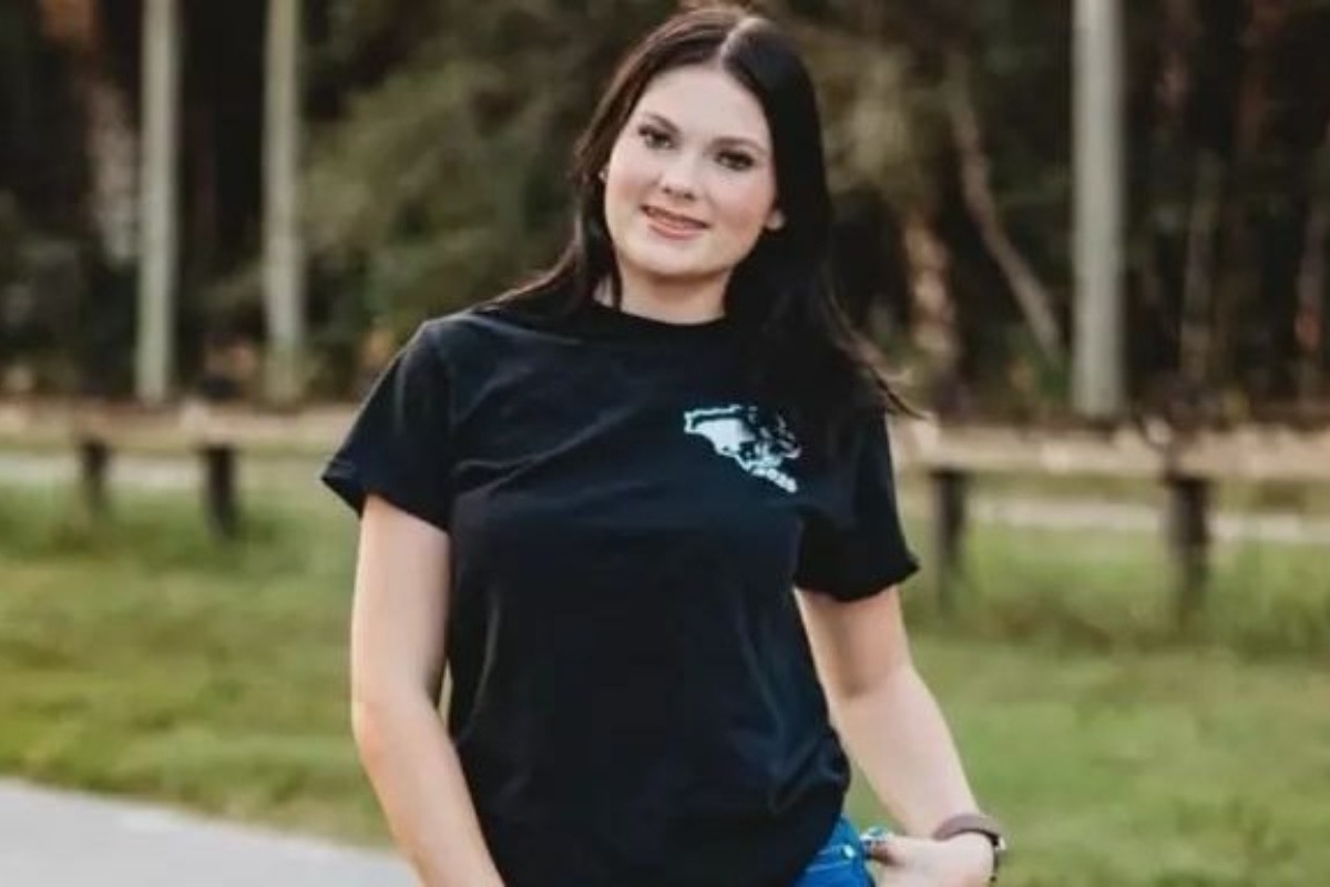 Θρίλερ με τον θάνατο 17χρονης μαζορέτας σε κρουαζιερόπλοιο - Στις έρευνες το FBI - Στον θετό αδερφό της οι υποψίες για τον ασφυκτικό θάνατό της