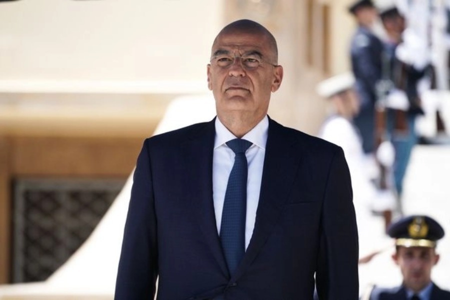 Ο Δένδιας μένει έξω από το παιχνίδι του διχασμού για τον Αγνωστο Στρατιώτη - Τη σιωπή του για το θέμα του Αγνώστου Στρατιώτη έσπασε ο υπουργός Αμυνας