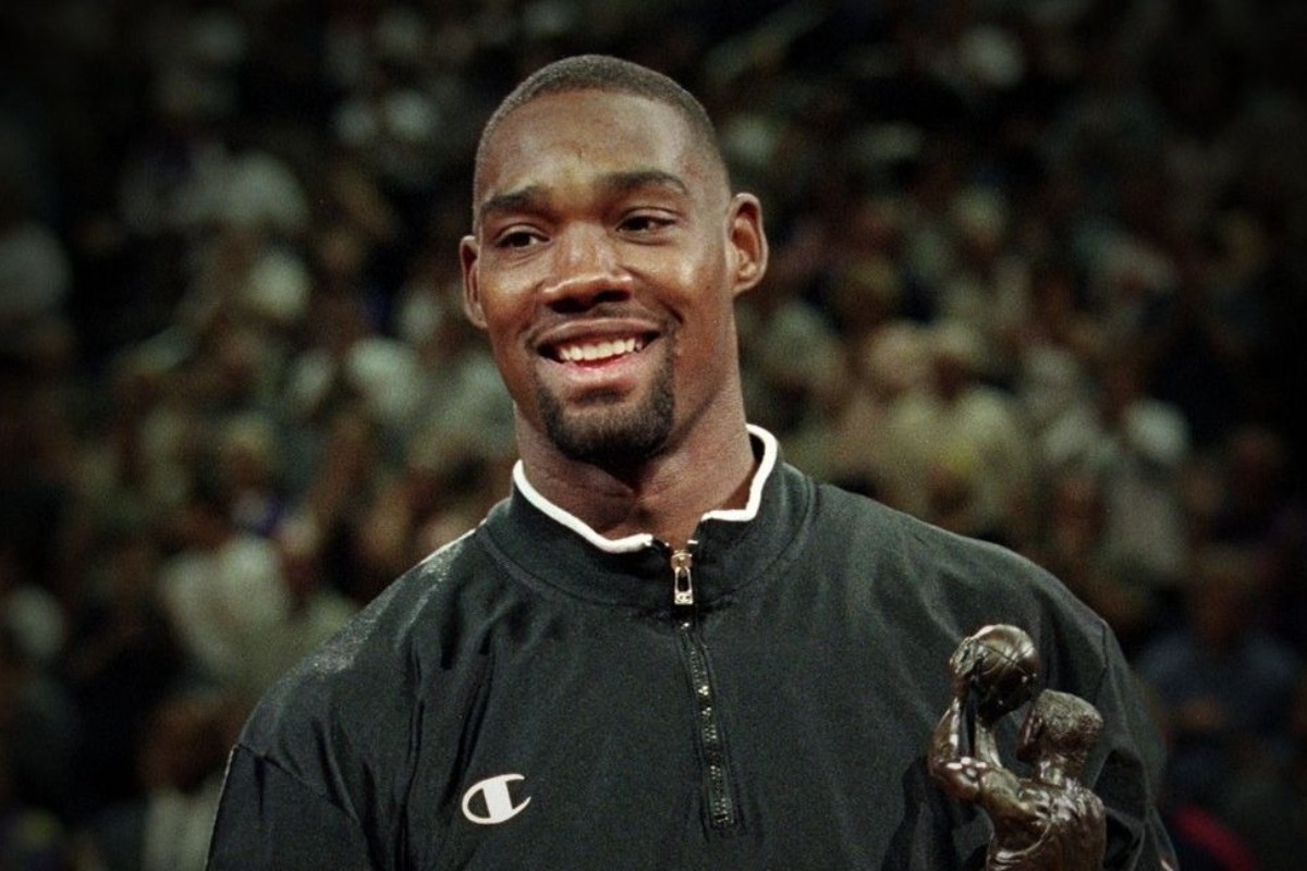 Πένθος στο NBA: Πέθανε ο Ρόντνεϊ Ρότζερς - Στο πένθος βυθίστηκε το NBA, καθώς έφυγε από τη ζωή σε ηλικία 54 ετών ο Ρόντνεϊ Ρότζερς.