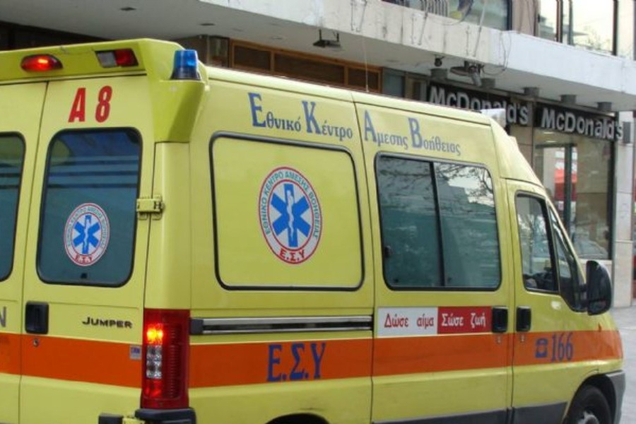 Ασπροβάλτα: Σε κρίσιμη κατάσταση και διασωληνωμένο το 8χρονο αγόρι που έπεσε από μπαλκόνι