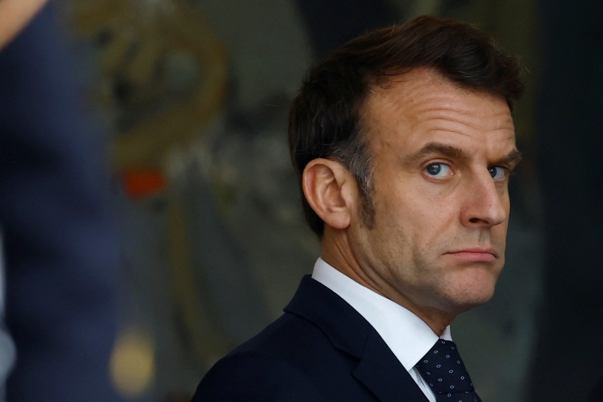 Ο Τραμπ «σνόμπαρε» τον Μακρόν και δεν τον υποδέχτηκε στον Λευκό Οίκο – Ενοχλημένος ο Γάλλος Πρόεδρος - Αντιθέτως τον υποδέχτηκε μια υπάλληλος του Λευκού Οίκου κάτι που δυσαρέστησε τον Γάλλο ηγέτη