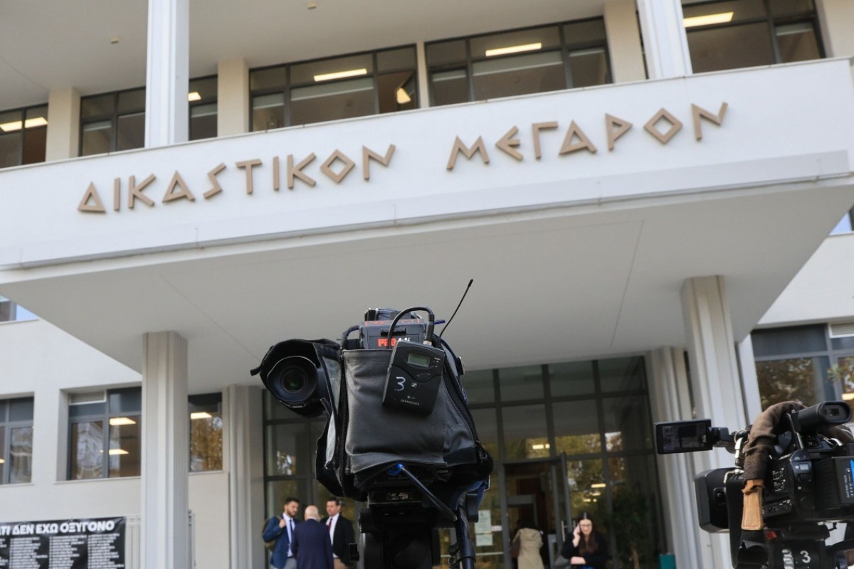 Λάρισα: Διακόπηκε η δίκη για τα βίντεο των Τεμπών ‑ Απέρριψε το αίτημα για αναβολή το δικαστήριο