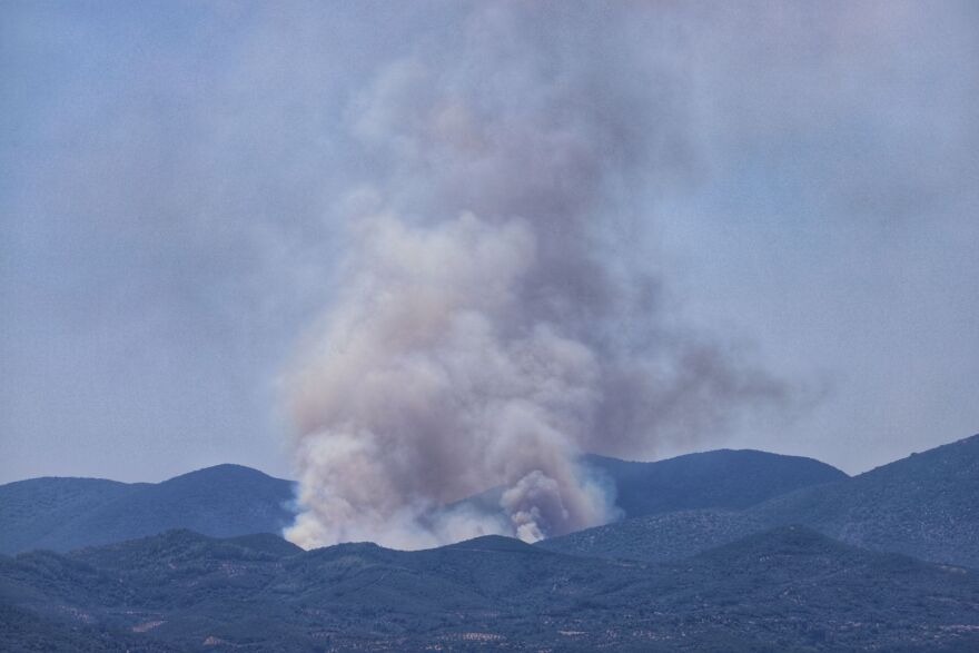 Φωτιά στα Πετράλωνα Μεσσηνίας ‑ Νέο μήνυμα του 112 για εκκένωση προς Μελιγαλά