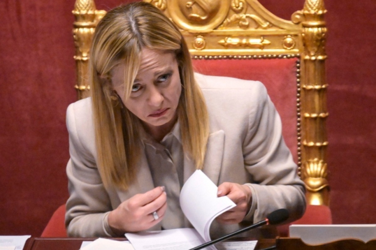 Μελόνι: Ηταν μια δύσκολη χρονιά, αλλά μην ανησυχείτε η επόμενη θα είναι χειρότερη - Η Ιταλίδα πρωθυπουργός αστειεύτηκε μιλώντας στους συνεργάτες της πριν τις γιορτές των Χριστουγέννων